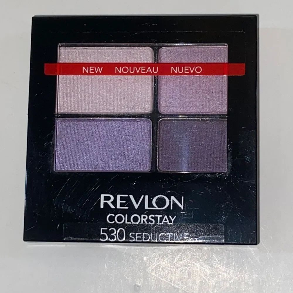 10/$50 Revlon Seductive Eyeshadow Quad with Purple Hues - Picture 2 of 4